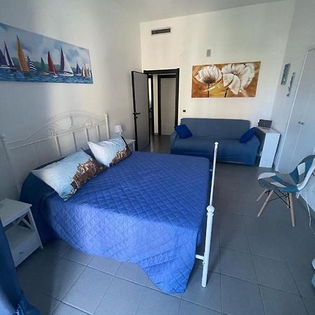 Casa Bolina - Centro Termoli Apartment Bagian luar foto